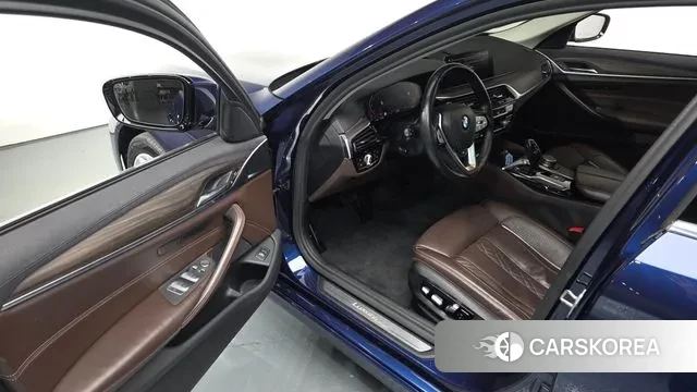 BMW 5 Series (G30) 2020 Синий из Кореи, фото 2