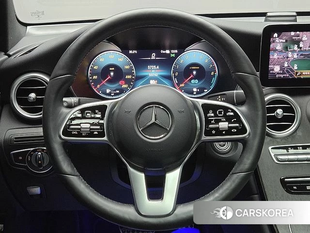 Mercedes-Benz GLC-Class X253 2021 Белый из Кореи, фото 2
