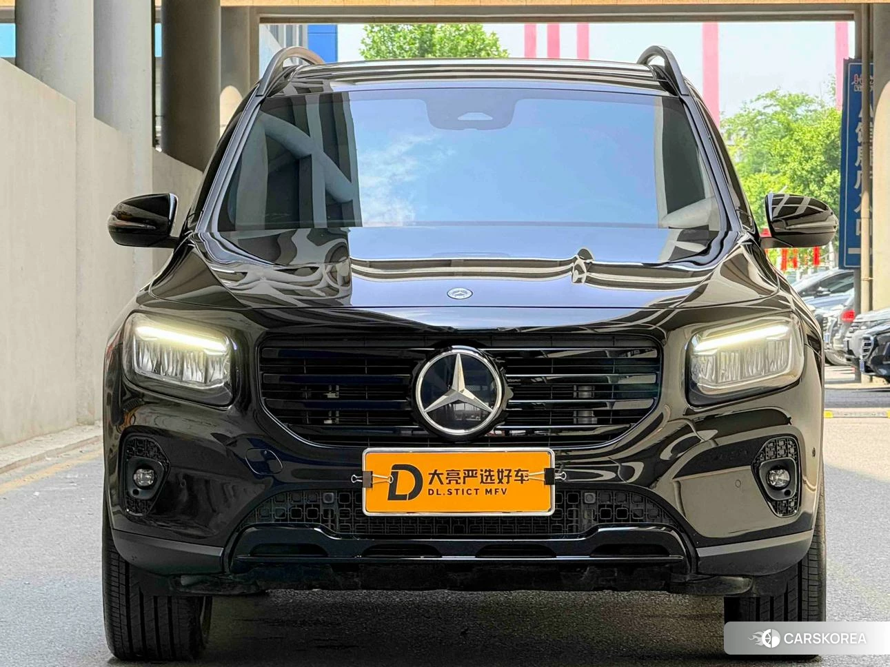 Mercedes-Benz GLB 2023 Черный из Китая, фото 2