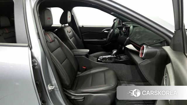 Chevrolet (GM Daewoo) Trax Crossover 2023 Серый из Кореи, фото 2