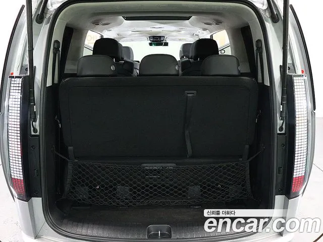 Hyundai Staria 2021 Серебряный из Кореи, фото 2