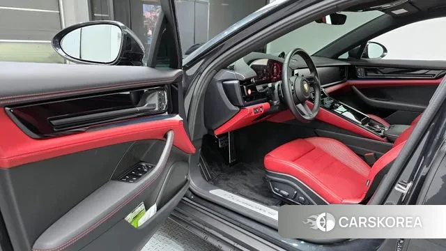 Porsche Panamera (972) 2024 Серый из Кореи, фото 2