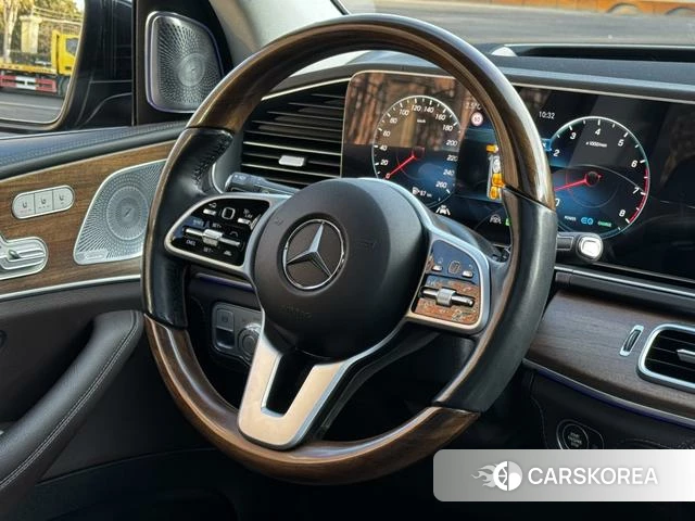 Mercedes-Benz GLS 2021 Черный из Китая, фото 2