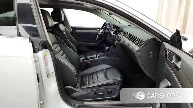 Volkswagen Arteon 2020 Белый из Кореи, фото 2