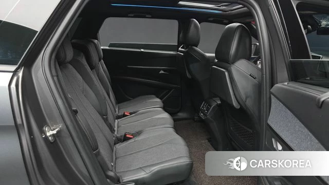 Peugeot 5008 second generation 2019 Серый из Кореи, фото 2