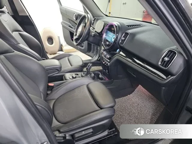 Mini Cooper Countryman 2022 Серебряный из Кореи, фото 2