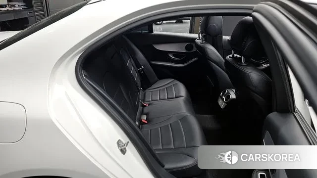 Mercedes-Benz C-Class W205 2020 Белый из Кореи, фото 2