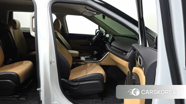 Kia Carnival 4th generation 2022 Белый из Кореи, фото 2