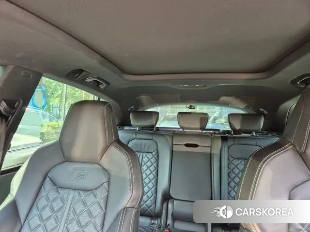 Audi Q8 (4M) 2021 Серый из Кореи, фото 2