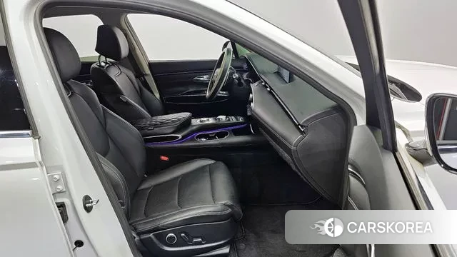 Genesis GV70 2021 Белый из Кореи, фото 2