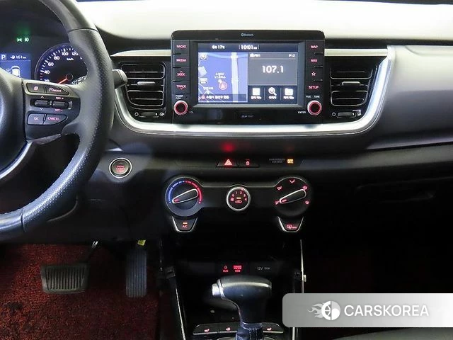 Kia Stonic 2019 Белый из Кореи, фото 2