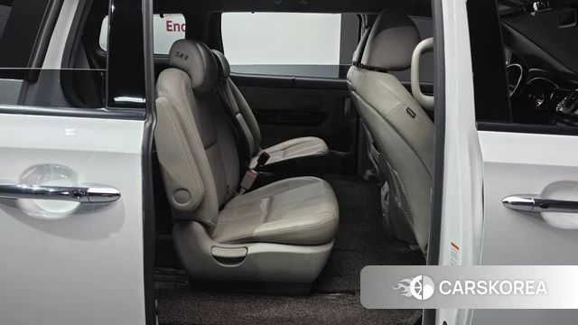 Kia The New Carnival 2019 Белый из Кореи, фото 2