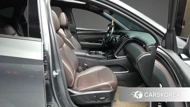 Hyundai Tucson (NX4) 2022 Серый из Кореи, фото 2