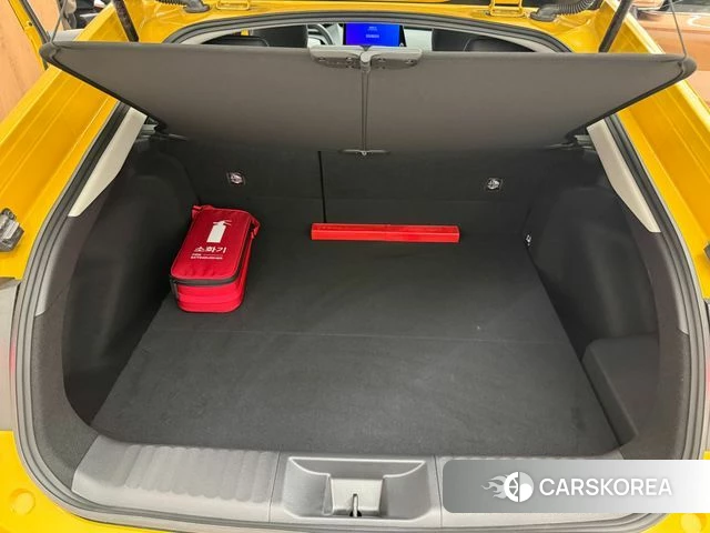 Toyota Prius 5th Generation 2024 Желтый из Кореи, фото 2