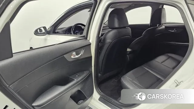 Kia Come New K3 2018 Белый из Кореи, фото 2