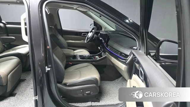 Kia The New Carnival 4th Generation 2024 Серый из Кореи, фото 2