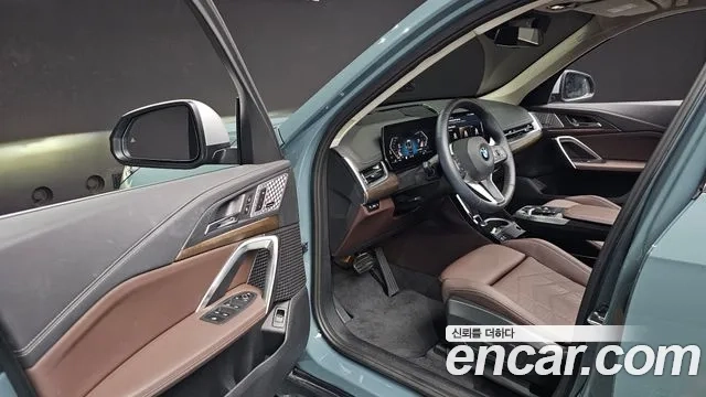 BMW X1 (U11) 2024 Небесно-голубой из Кореи, фото 2