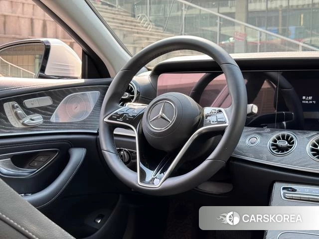 Mercedes-Benz CLS 2022 Белый из Китая, фото 2