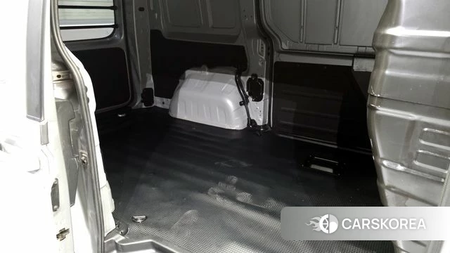 Hyundai Staria 2021 Серебряный из Кореи, фото 2