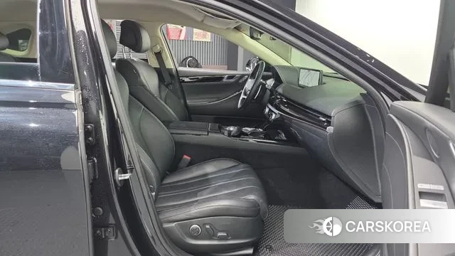 Genesis G80 (RG3) 2022 Черный из Кореи, фото 2