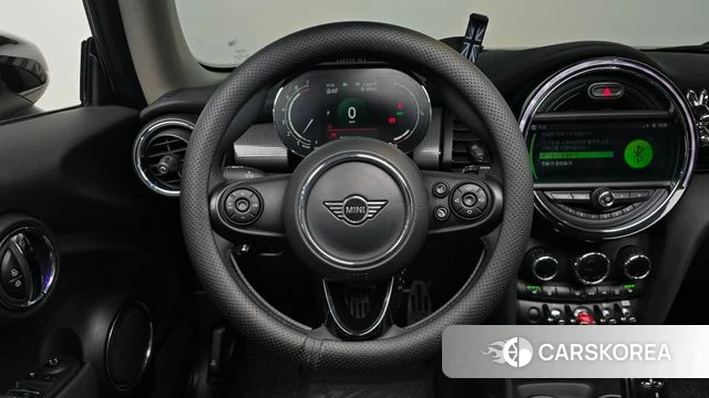Mini Cooper 2021 Жемчужный цвет из Кореи, фото 2
