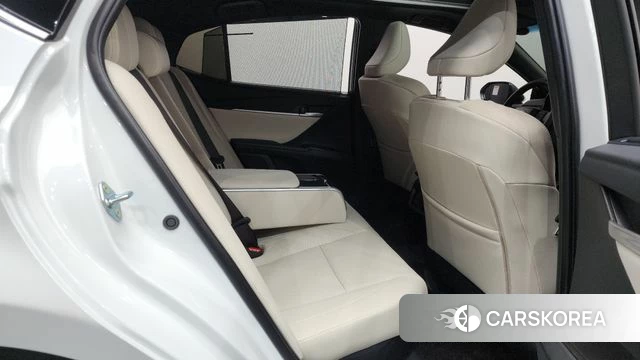 Toyota Camry (XV80) 2026 Белый из Кореи, фото 2