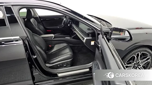 Hyundai Grandeur Hybrid (GN7) 2023 Черный из Кореи, фото 2