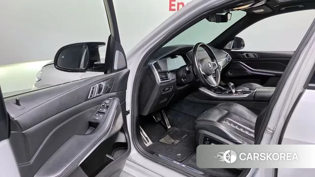 BMW X5M (G05) 2020 Белый из Кореи, фото 2