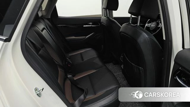 Kia Seltos 2022 Белый из Кореи, фото 2