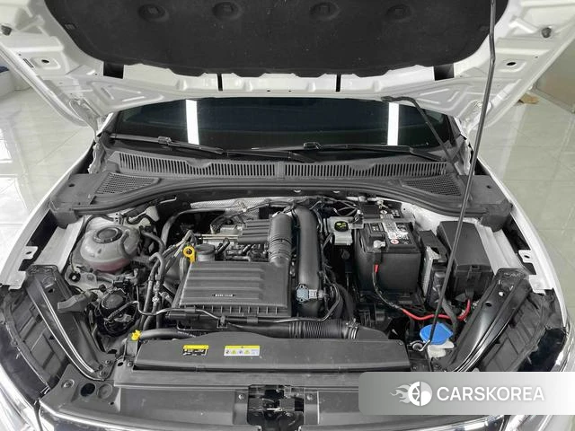 Volkswagen Sagitar 2022 Белый из Китая, фото 2