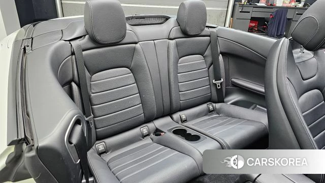 Mercedes-Benz C-Class W205 2019 Белый из Кореи, фото 2