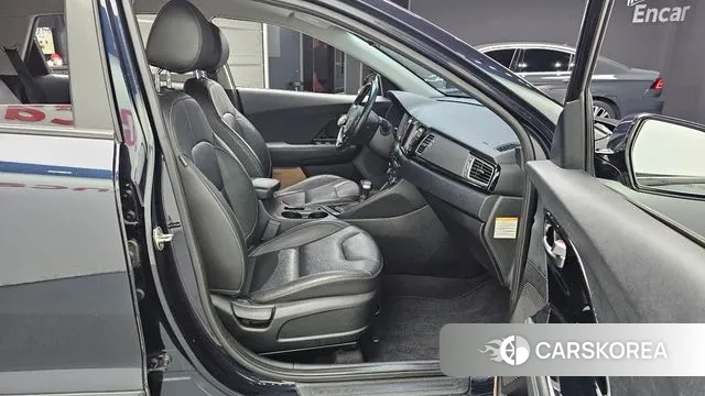 Kia Niro 2018 Синий из Кореи, фото 2