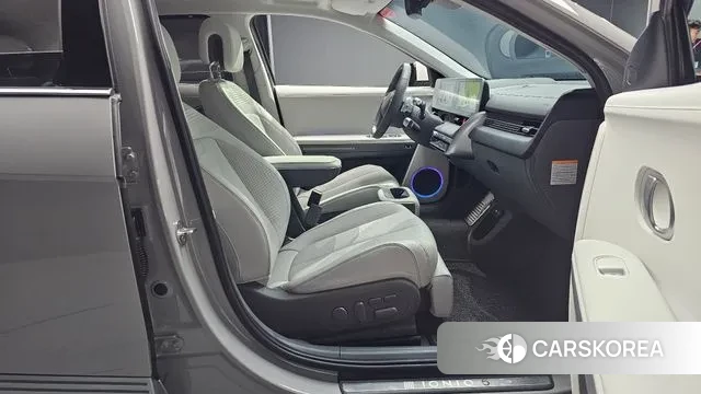 Hyundai Ionic 5 2022 Серебристо-серый из Кореи, фото 2