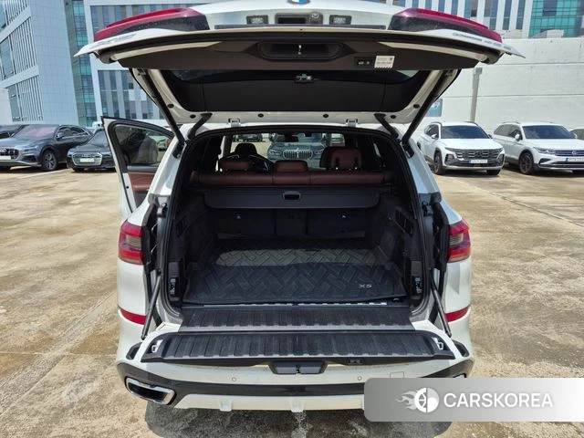 BMW X5 (G05) 2021 Белый из Кореи, фото 2