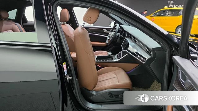 Audi A6 (C8) 2022 Черный из Кореи, фото 2