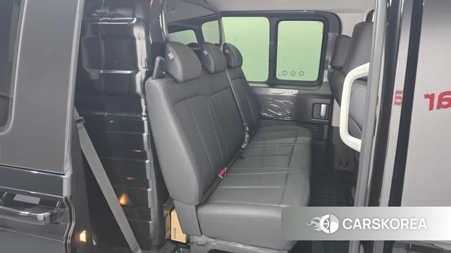 Hyundai Staria 2024 Черный из Кореи, фото 2