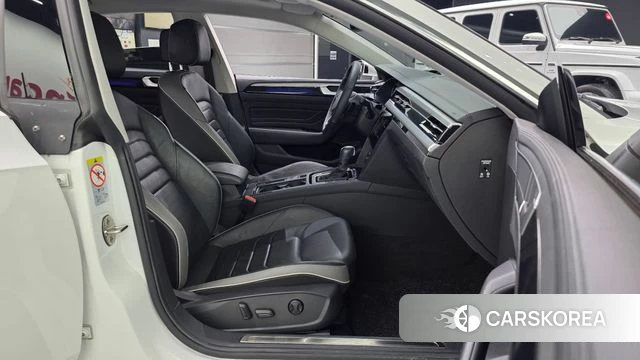 Volkswagen Arteon 2022 Белый из Кореи, фото 2