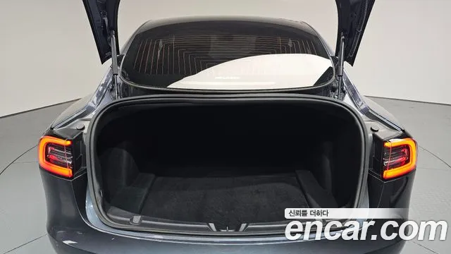 Tesla Model 3 2020 Черный из Кореи, фото 2