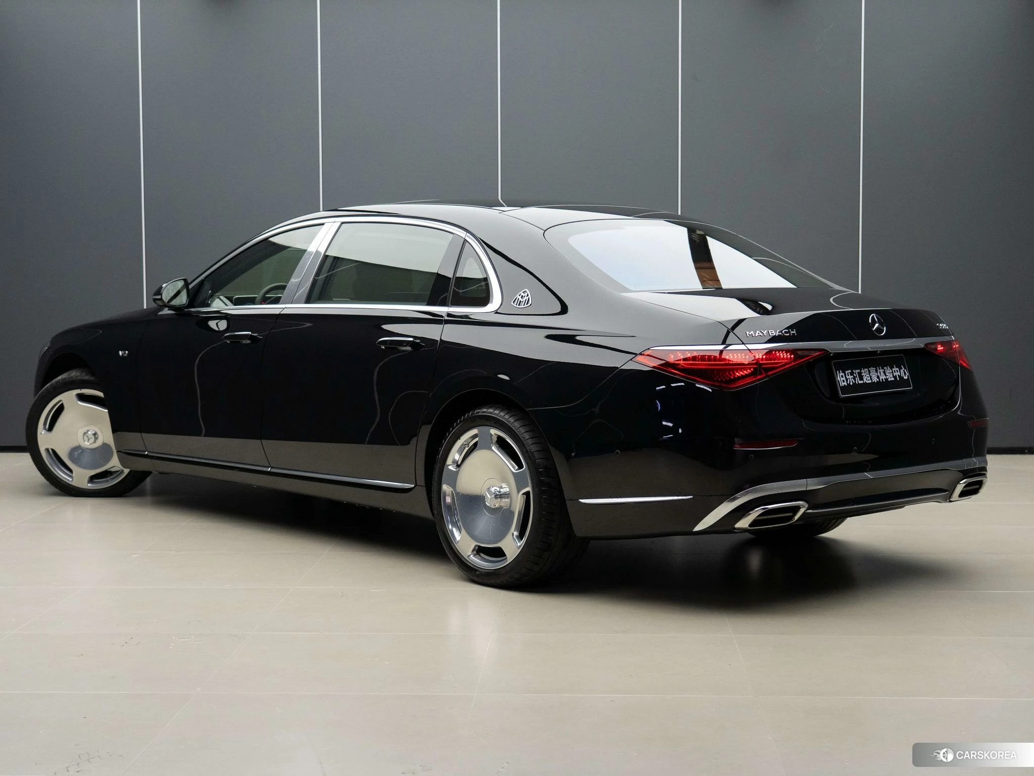 Mercedes-Benz Maybach S-class 2024 Черный из Китая, фото 2