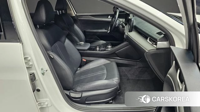 Kia K5 3rd generation 2022 Белый из Кореи, фото 2