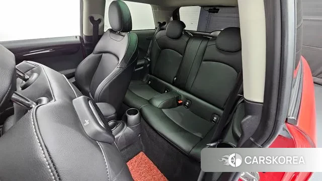 Mini Cooper 2019 Красный из Кореи, фото 2