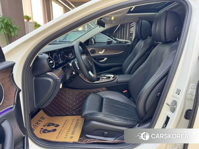 Mercedes-Benz E-class 2018 Белый из Китая, фото 2