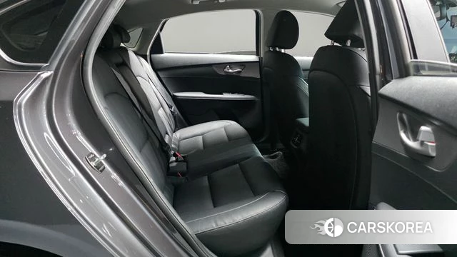 Kia Come New K3 2018 Серый из Кореи, фото 2