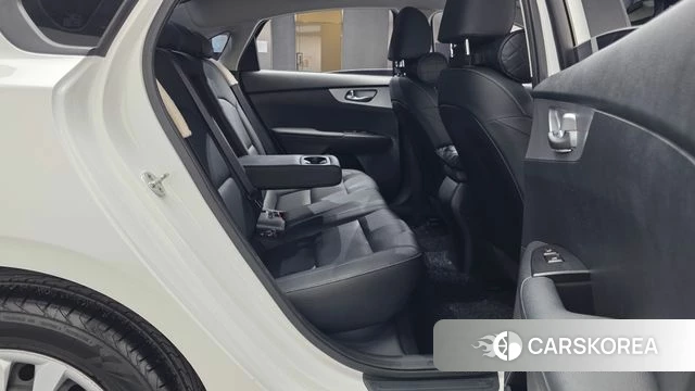 Kia The New K3 2nd generation 2021 Белый из Кореи, фото 2