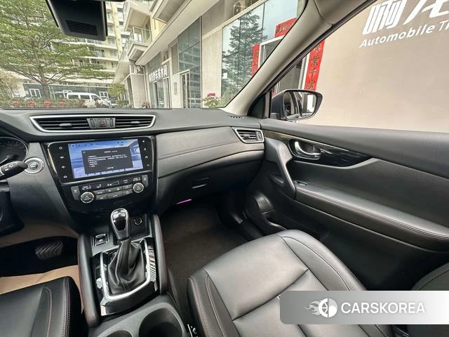 Nissan Qashqai 2023 Черный из Китая, фото 2