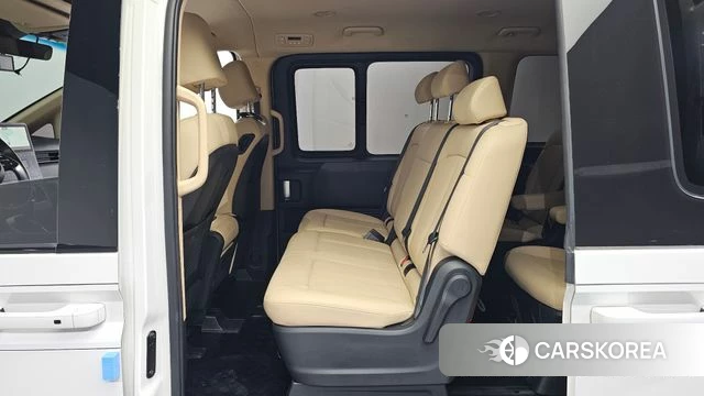 Hyundai Staria 2024 Белый из Кореи, фото 2