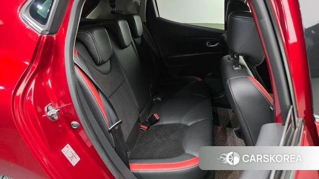 Renault Korea (Samsung) Clio 2018 Красный из Кореи, фото 2