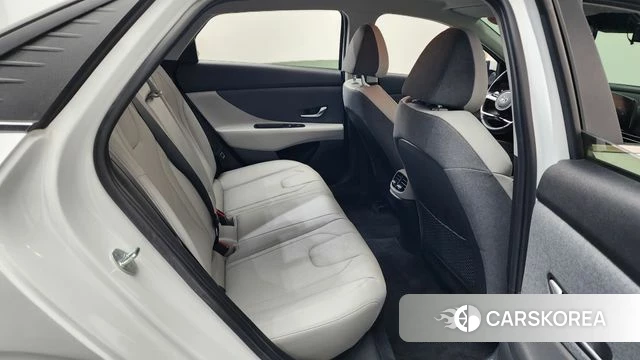 Hyundai Avante (CN7) 2022 Белый из Кореи, фото 2
