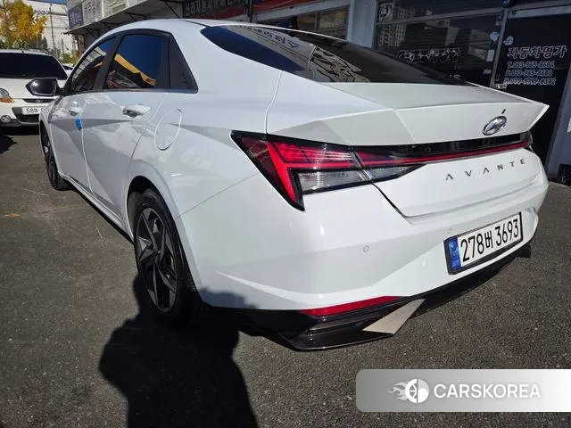 Hyundai Avante (CN7) 2021 Белый из Кореи, фото 2