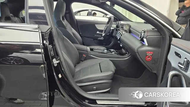 Mercedes-Benz CLA-Class C118 2025 Черный из Кореи, фото 2